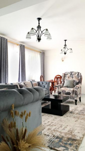Sun-splashed 2bedroom Apartment